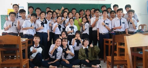 Gia Sư Lớp 11 Dạy Kèm Tiếng Anh Toán Lý Hóa Văn Tại TPHCM