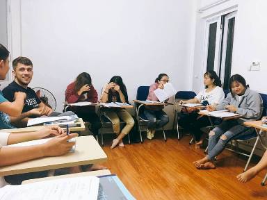 Bỏ Túi 6 Mẹo Giúp Bạn Tự Tin Giao Tiếp Tiếng Anh Với Người Bản Xứ